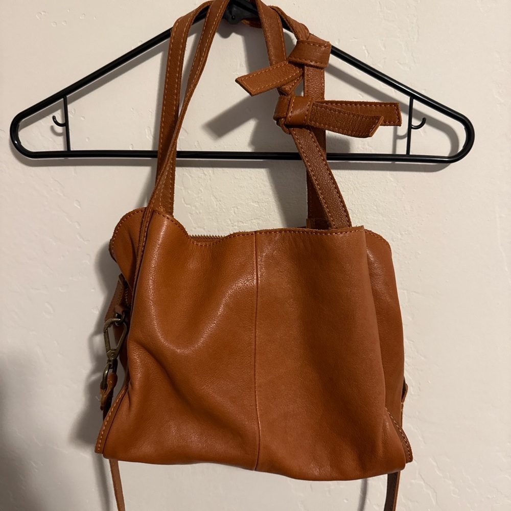 Chic Brown Leather Shoulder Bag